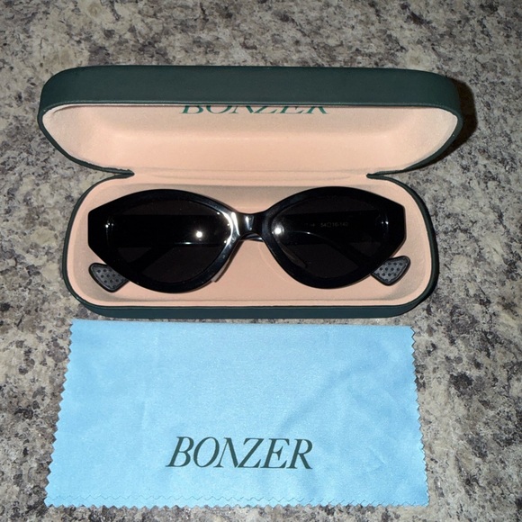 Bonzer Accessories - Bonzer Oxford Running Sunglasses